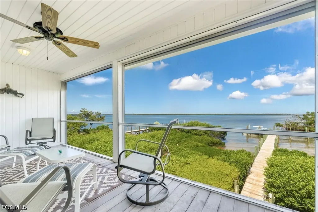 303 Useppa Useppa Island FL 33924