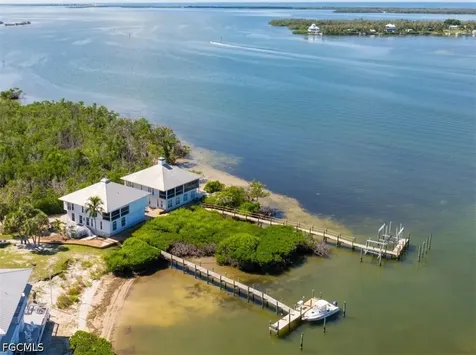 303 Useppa Useppa Island FL 33924
