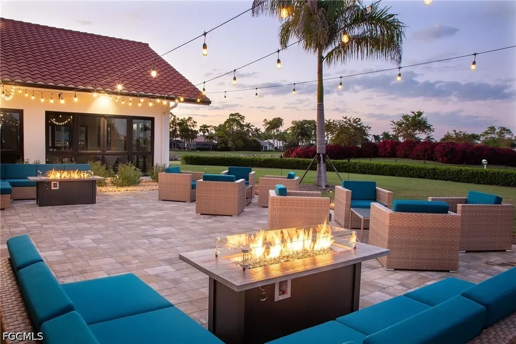 7300 Coventry Court Naples FL 34104