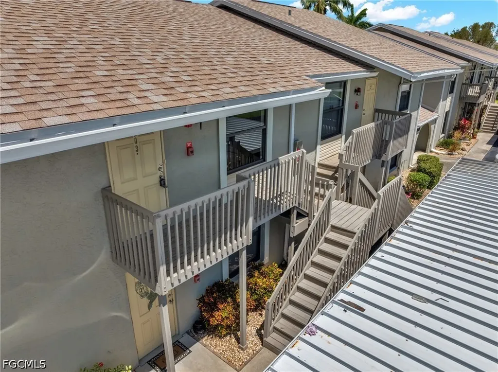 4708 SW 8th Place Cape Coral FL 33914