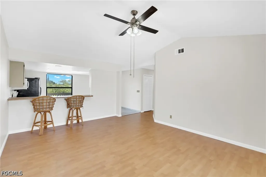 4708 SW 8th Place Cape Coral FL 33914