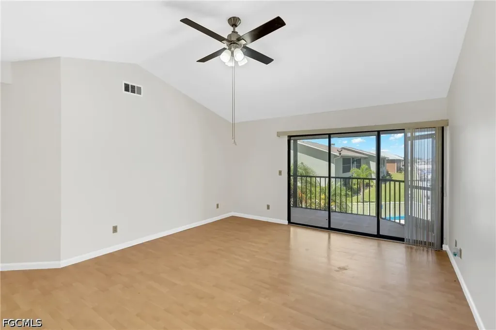4708 SW 8th Place Cape Coral FL 33914