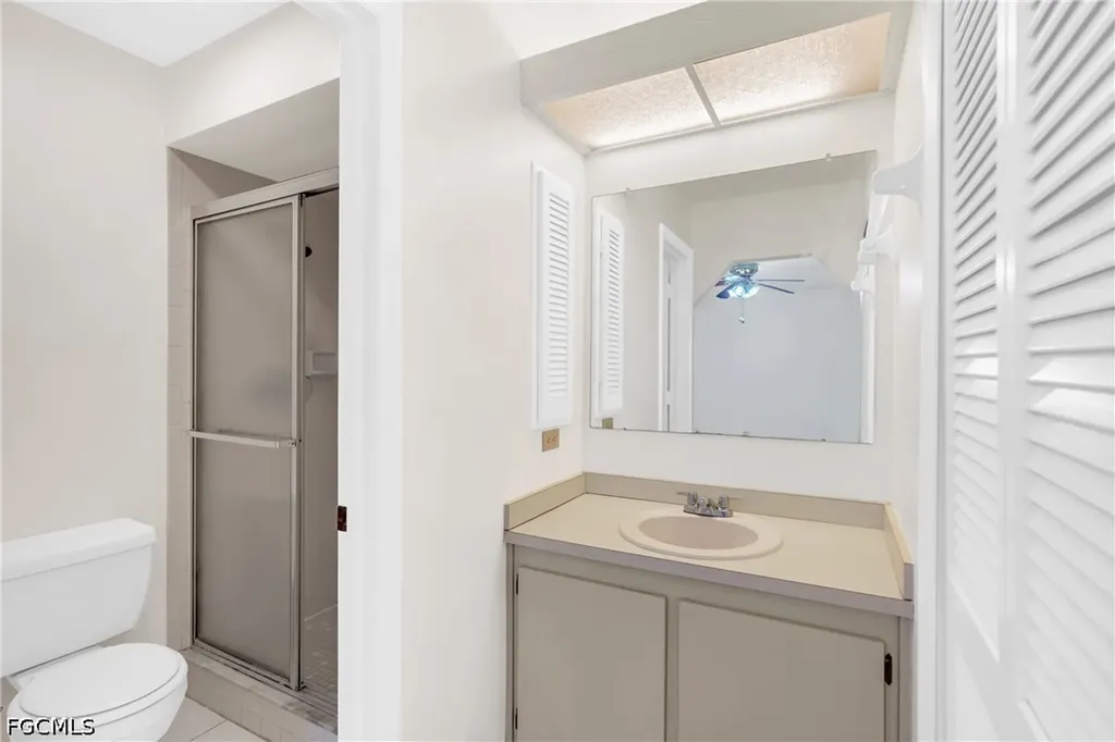 4708 SW 8th Place Cape Coral FL 33914