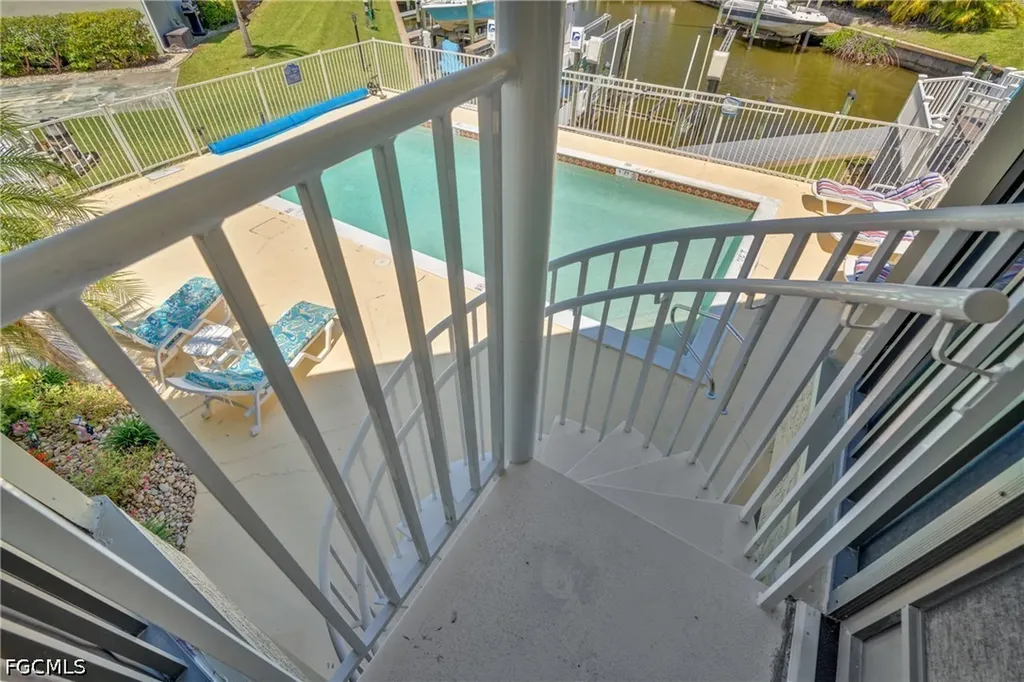4708 SW 8th Place Cape Coral FL 33914