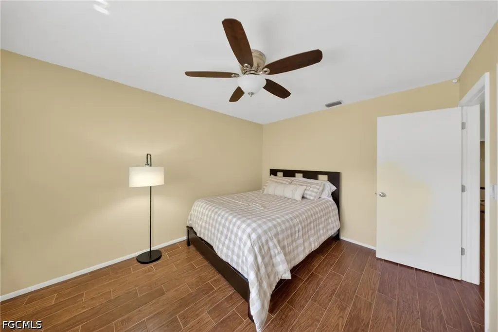 1309 SE 37th Terrace Cape Coral FL 33904