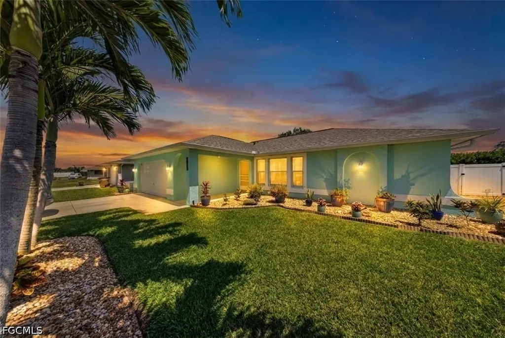 1309 SE 37th Terrace Cape Coral FL 33904