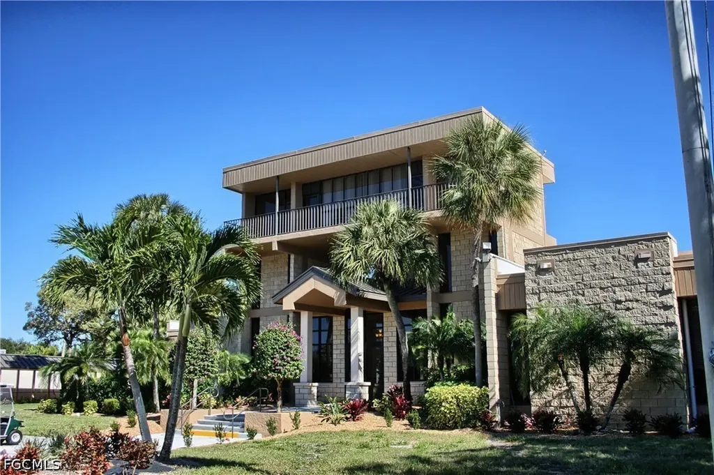 13190 Oakmont Drive Fort Myers FL 33907