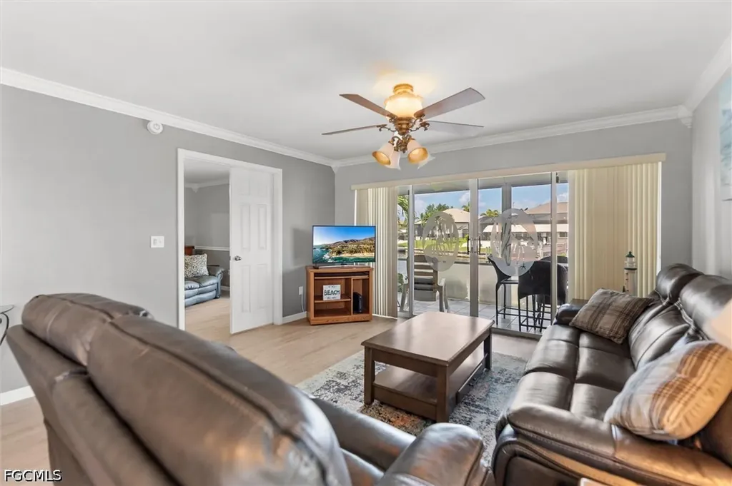 4634 SW 12th Place Cape Coral FL 33914