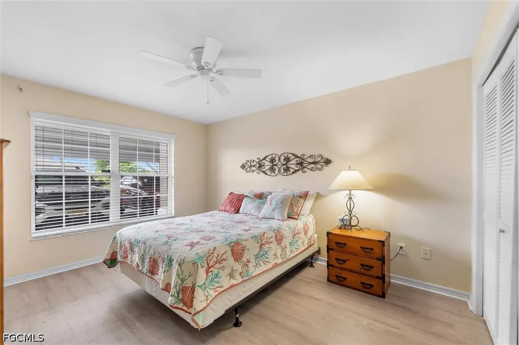 4634 SW 12th Place Cape Coral FL 33914