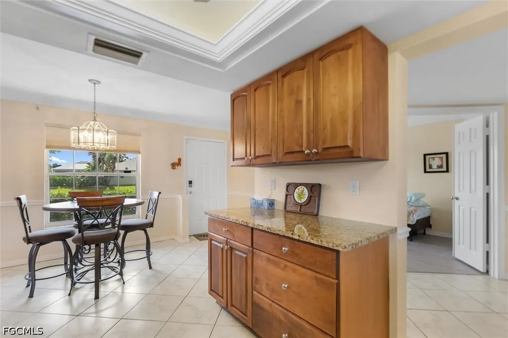 4634 SW 12th Place Cape Coral FL 33914