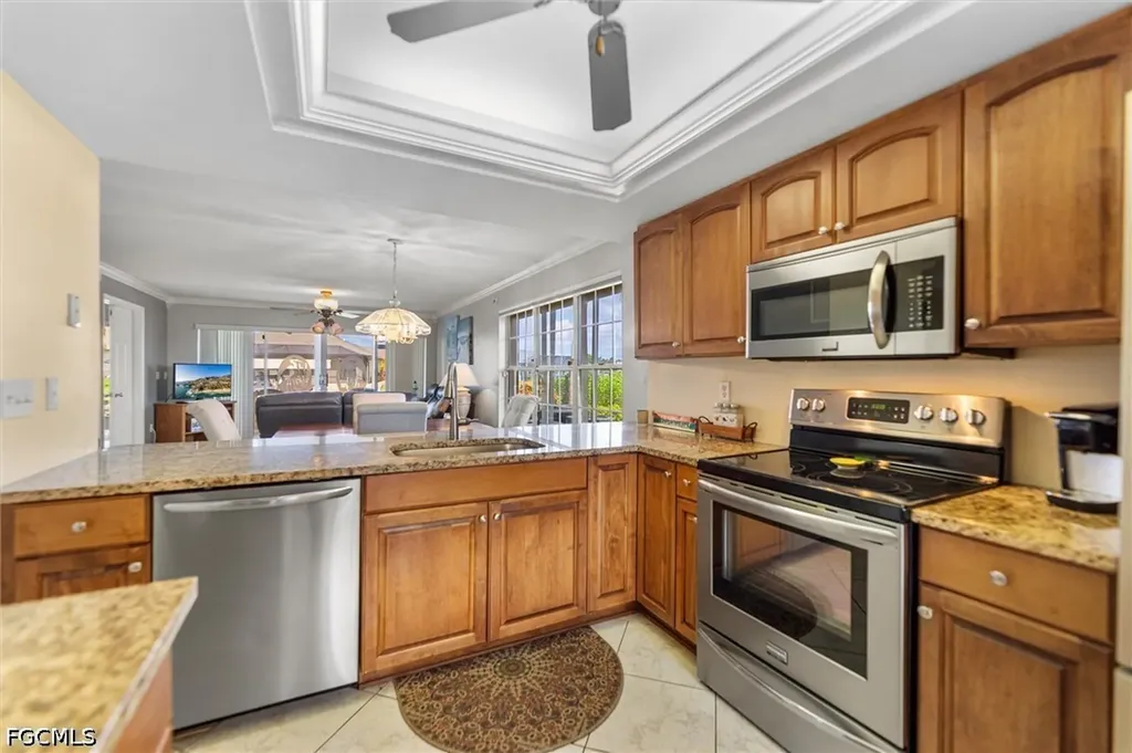 4634 SW 12th Place Cape Coral FL 33914