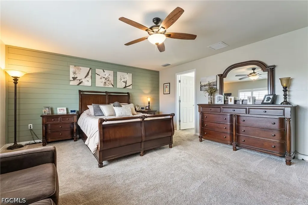 2489 Sutherland Court Cape Coral FL 33991