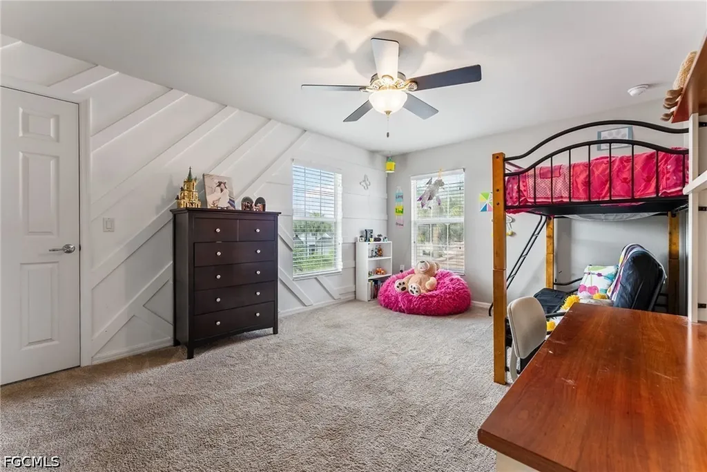 2489 Sutherland Court Cape Coral FL 33991