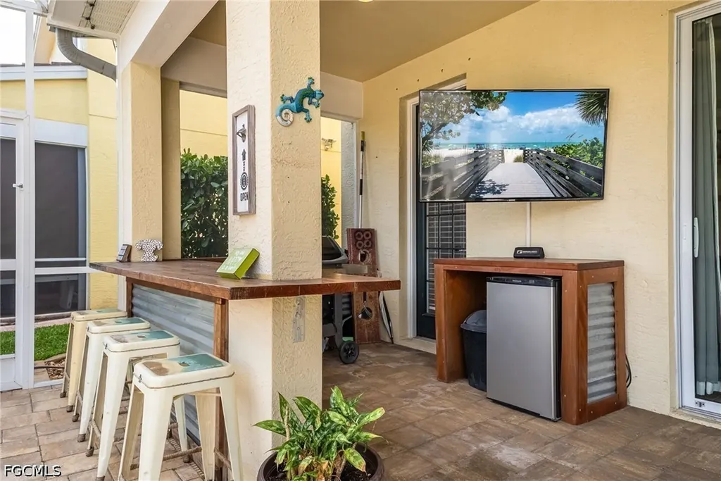 2489 Sutherland Court Cape Coral FL 33991