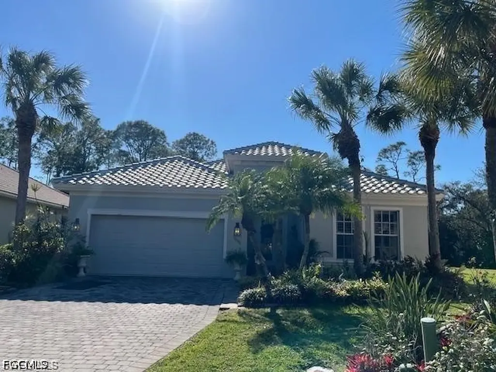 16156 Parque Lane Naples FL 34110