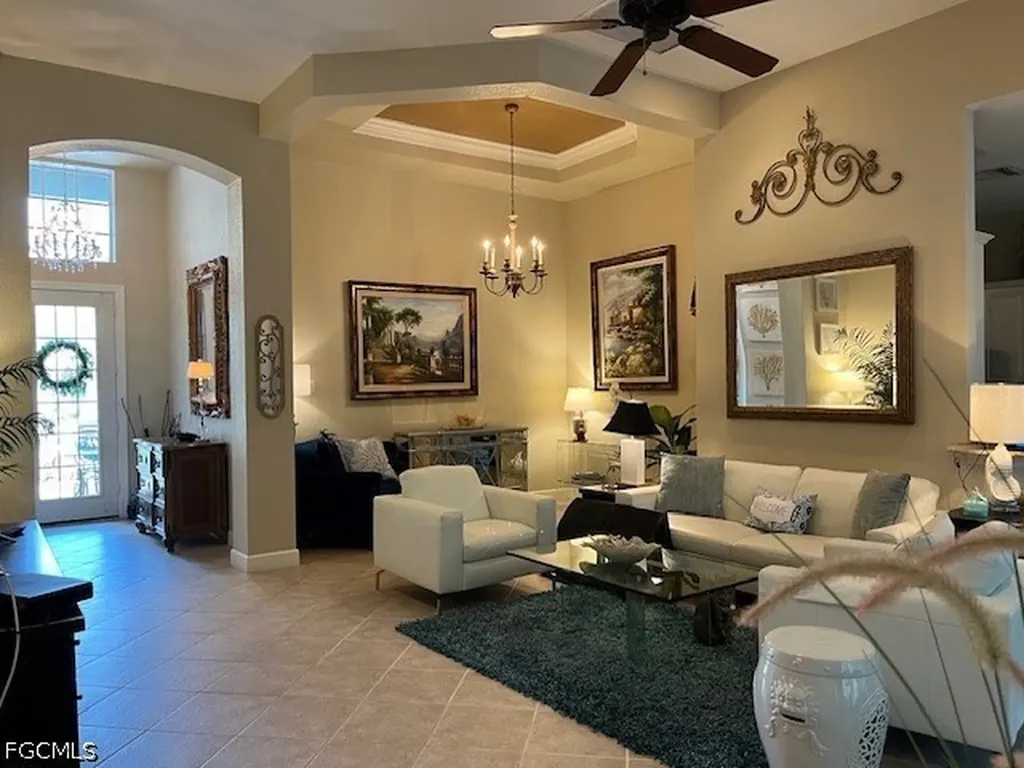 16156 Parque Lane Naples FL 34110