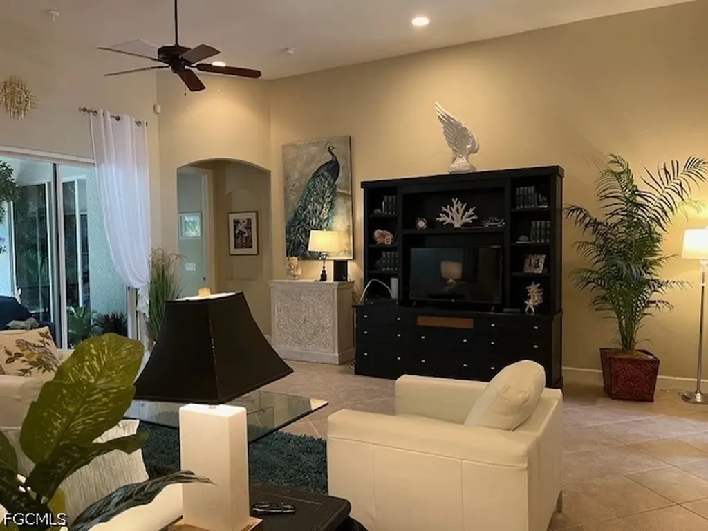 16156 Parque Lane Naples FL 34110