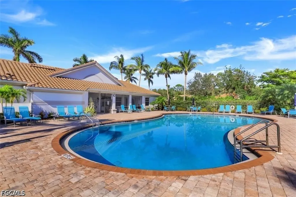 16156 Parque Lane Naples FL 34110