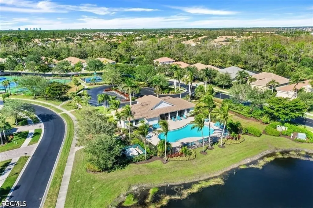 16156 Parque Lane Naples FL 34110