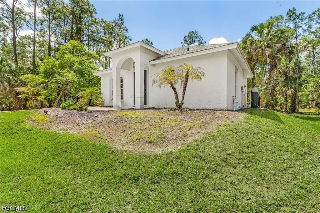 4730 16th Avenue SE Naples FL 34117