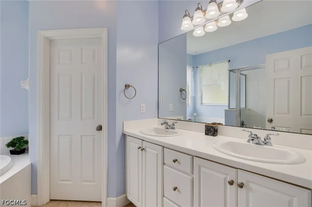 12882 Ivory Stone Loop Fort Myers FL 33913