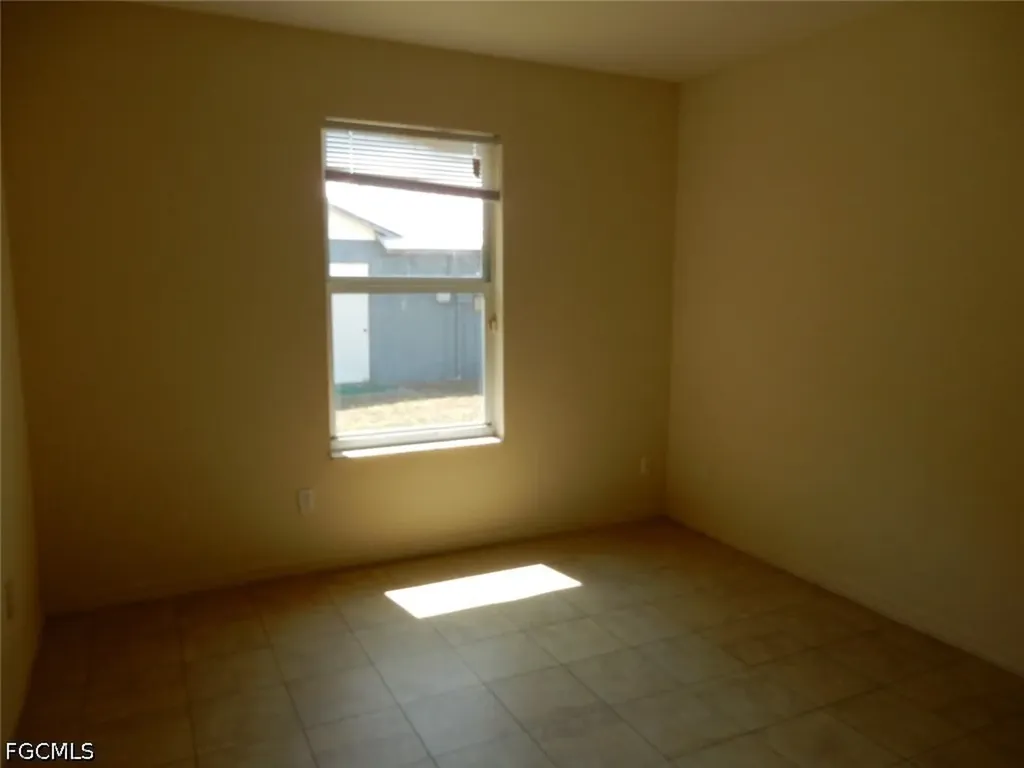 899 Ridgeway Drive North Fort Myers FL 33903