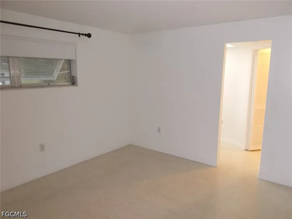7046/7058 Maida Lane Fort Myers FL 33907