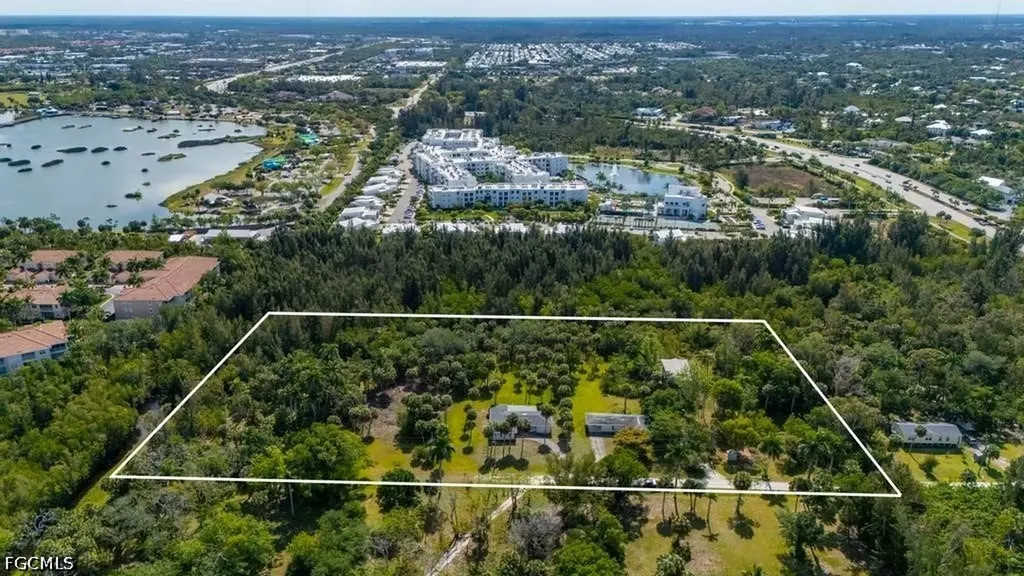 7046/7058 Maida Lane Fort Myers FL 33907