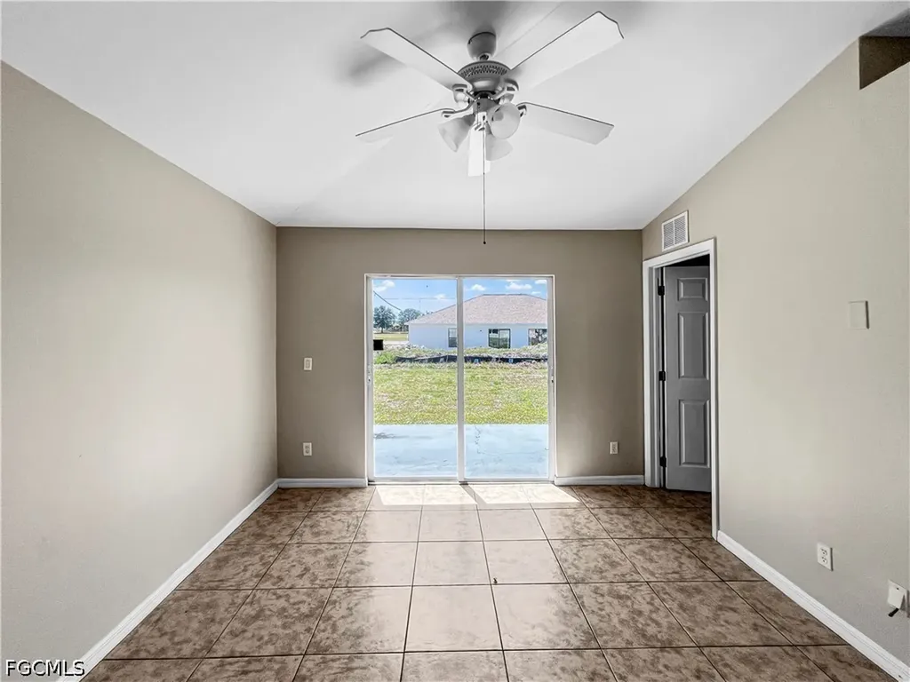 2130 NE 8th Place Cape Coral FL 33909