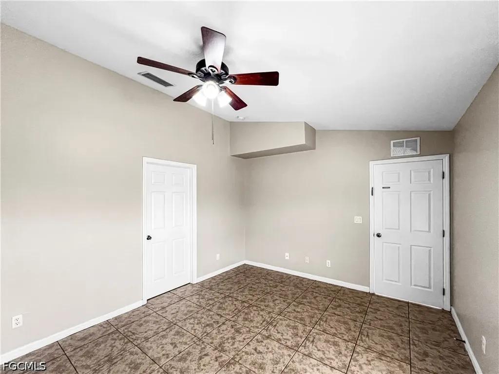 2130 NE 8th Place Cape Coral FL 33909