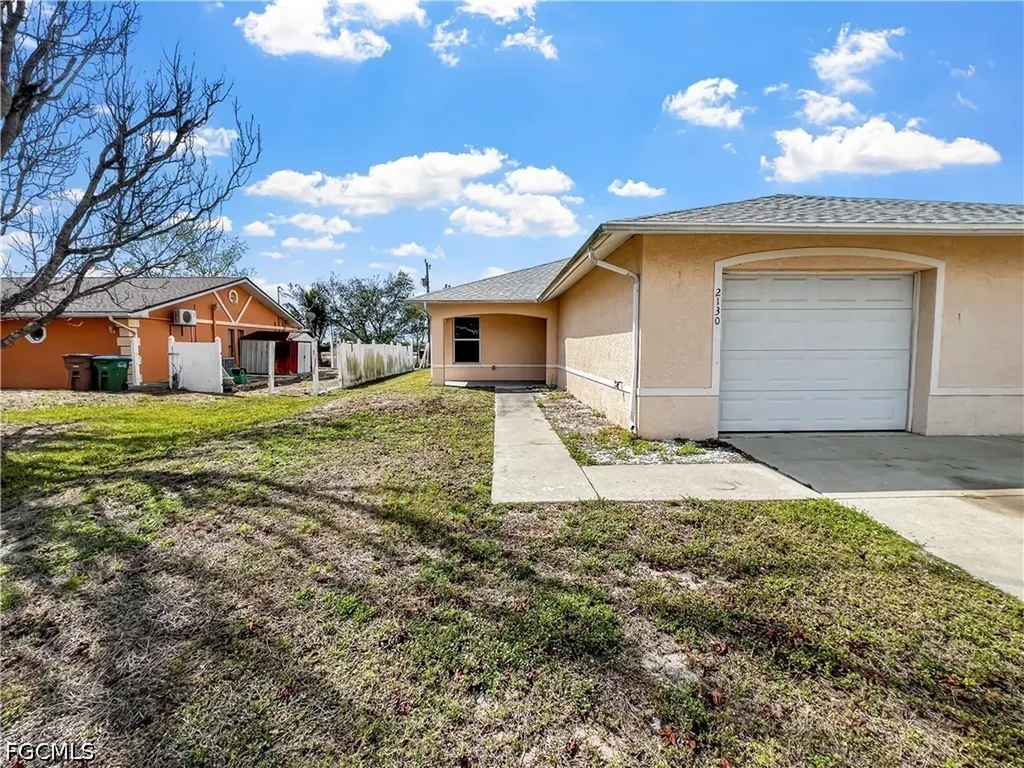 2130 NE 8th Place Cape Coral FL 33909
