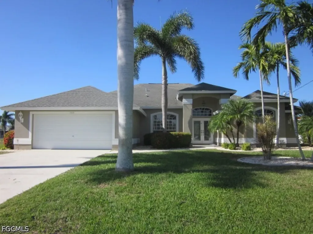 5008 SW 9th Place Cape Coral FL 33914