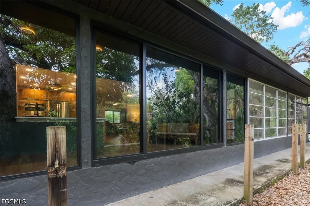 412 Fraser Avenue Labelle FL 33935