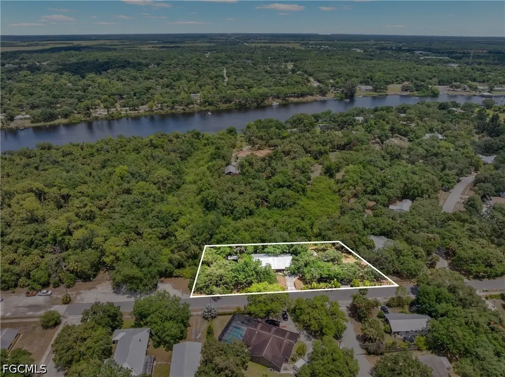 412 Fraser Avenue Labelle FL 33935