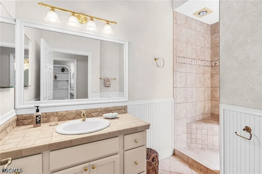 14221 Clubhouse Drive Bokeelia FL 33922