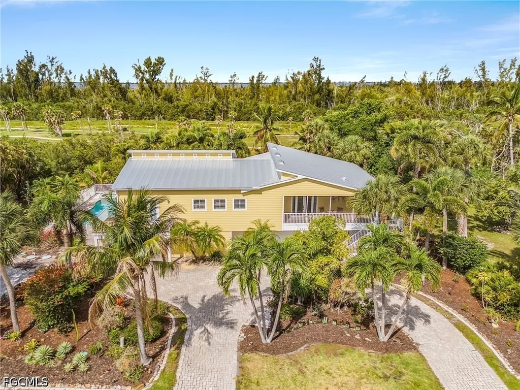 14221 Clubhouse Drive Bokeelia FL 33922