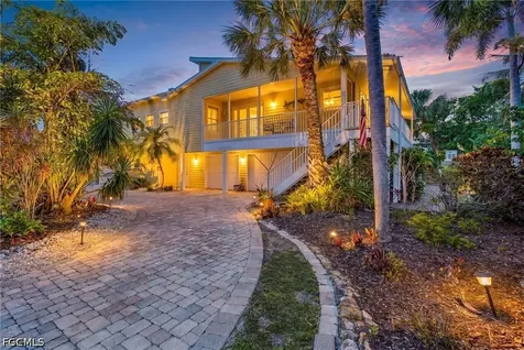 14221 Clubhouse Drive Bokeelia FL 33922