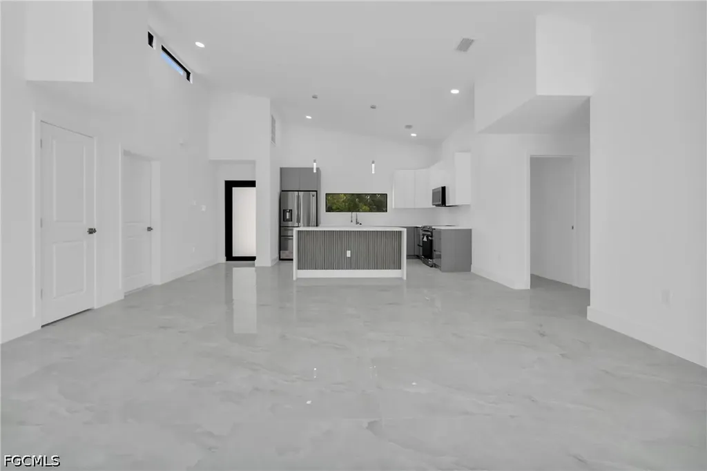 1006 Macy Street E Lehigh Acres FL 33974