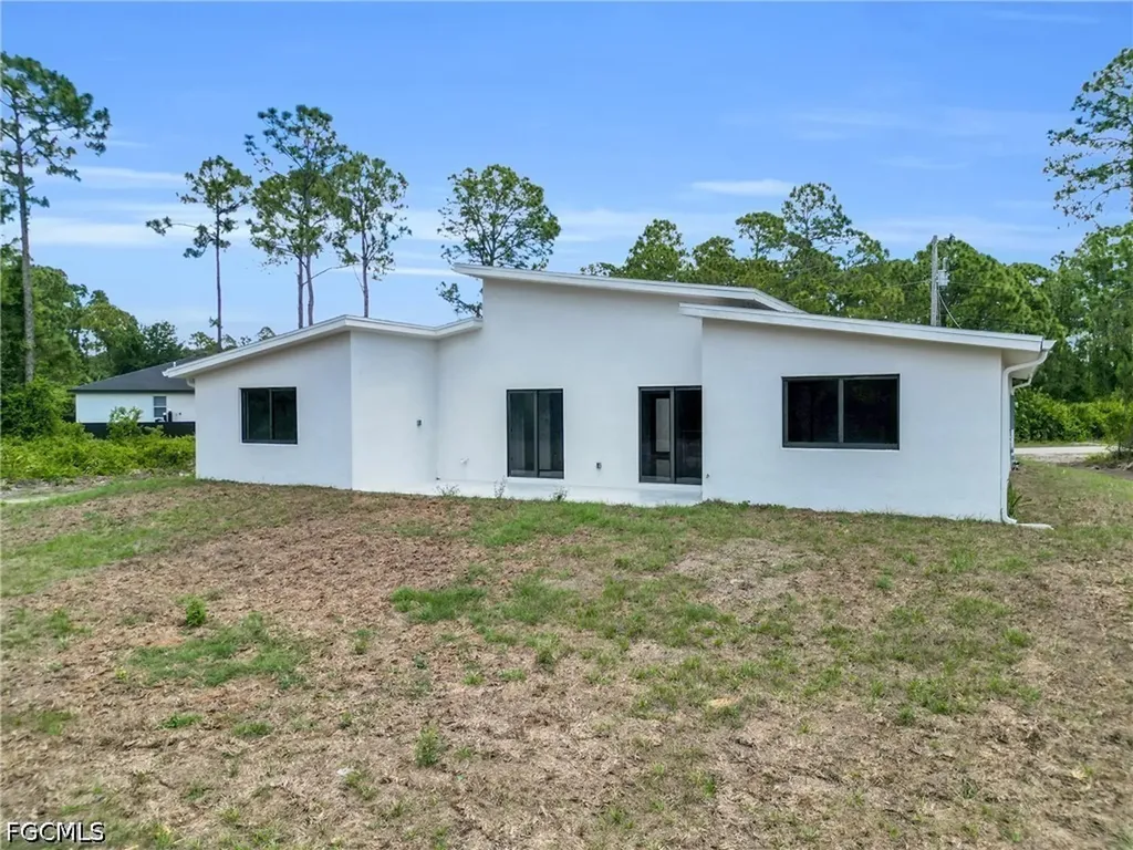 1006 Macy Street E Lehigh Acres FL 33974