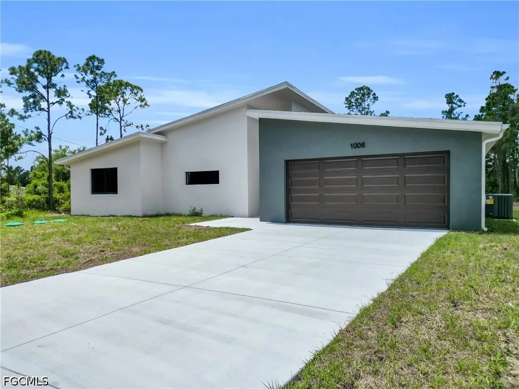 1006 Macy Street E Lehigh Acres FL 33974