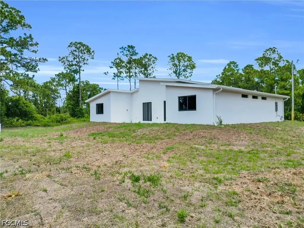 1006 Macy Street E Lehigh Acres FL 33974