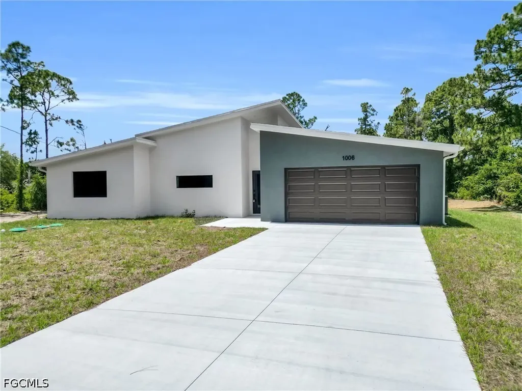 1006 Macy Street E Lehigh Acres FL 33974