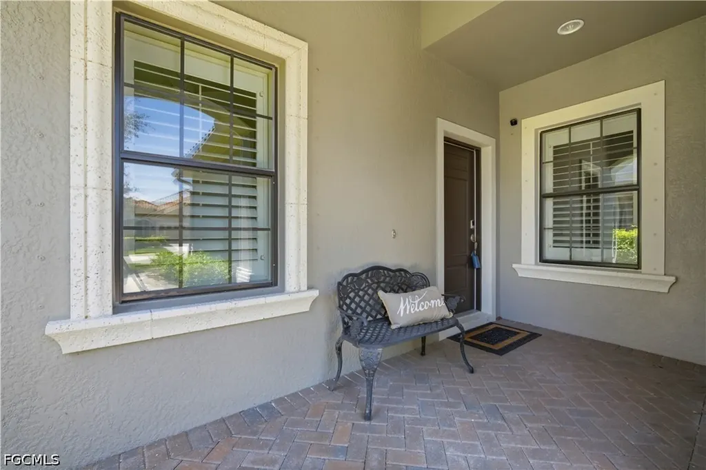 4629 Waterscape Lane Fort Myers FL 33966