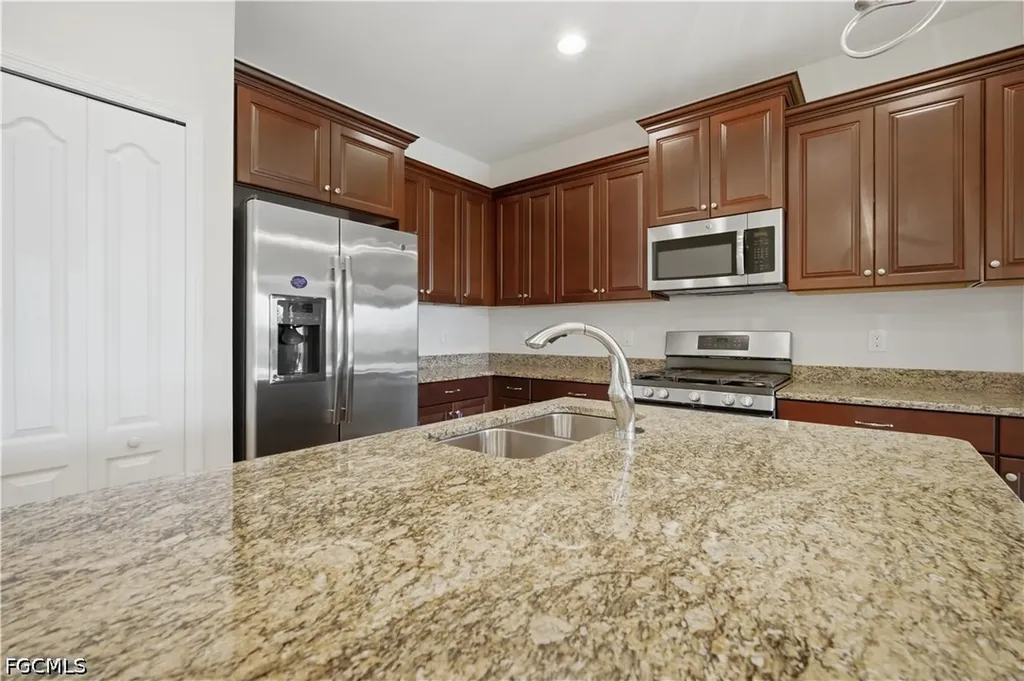 4629 Waterscape Lane Fort Myers FL 33966
