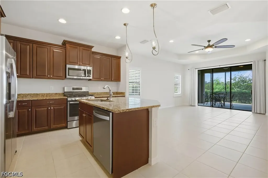4629 Waterscape Lane Fort Myers FL 33966