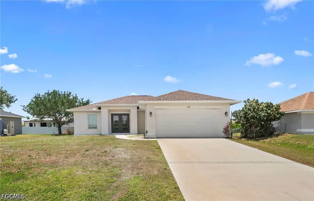 202 NW 25th Place Cape Coral FL 33993