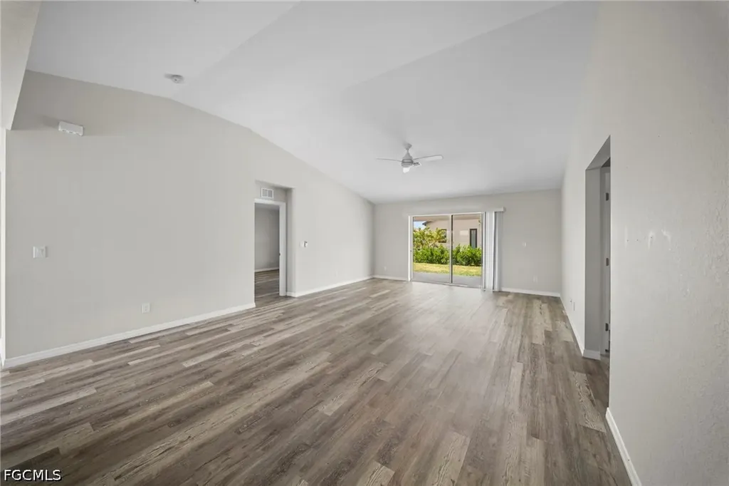 202 NW 25th Place Cape Coral FL 33993