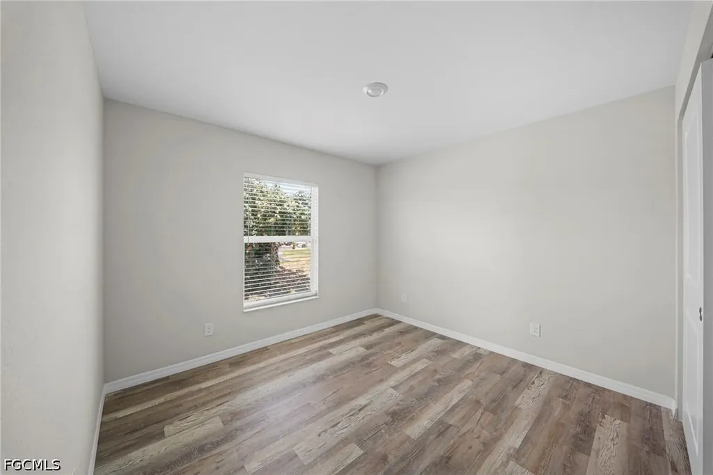 202 NW 25th Place Cape Coral FL 33993