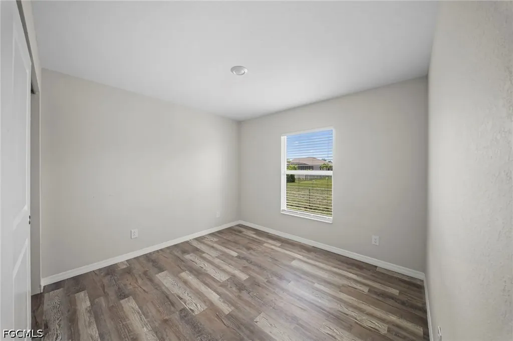 202 NW 25th Place Cape Coral FL 33993