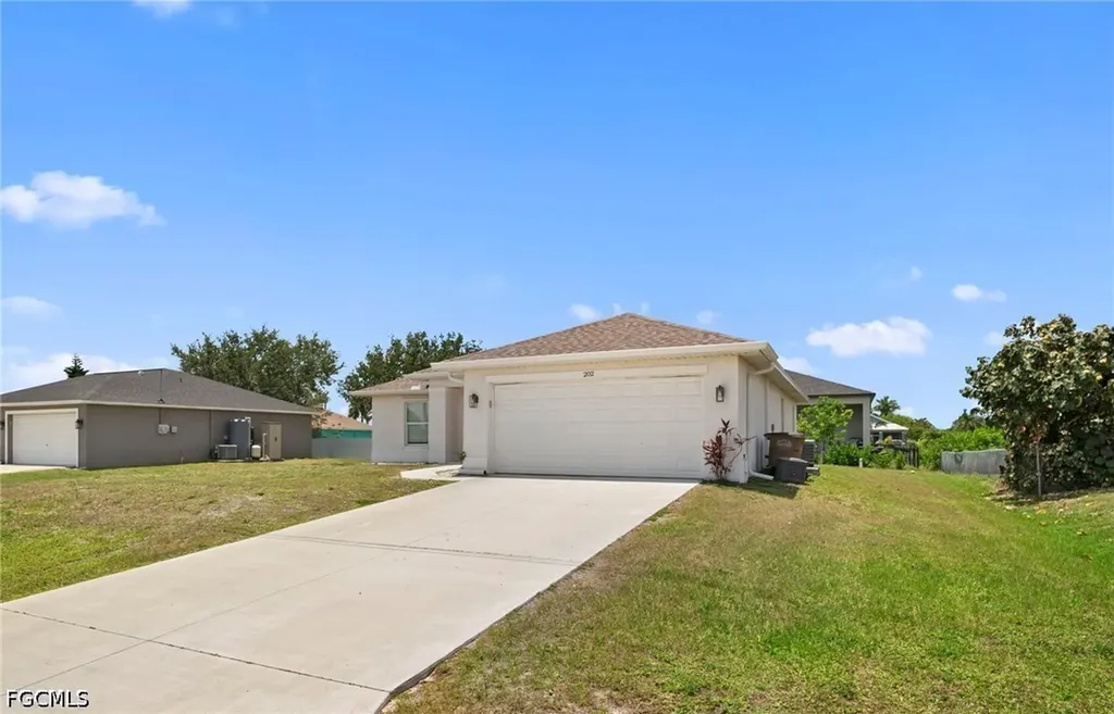 202 NW 25th Place Cape Coral FL 33993